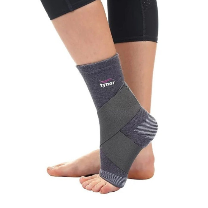 Tynor Ankle Binder Small D-01 1s